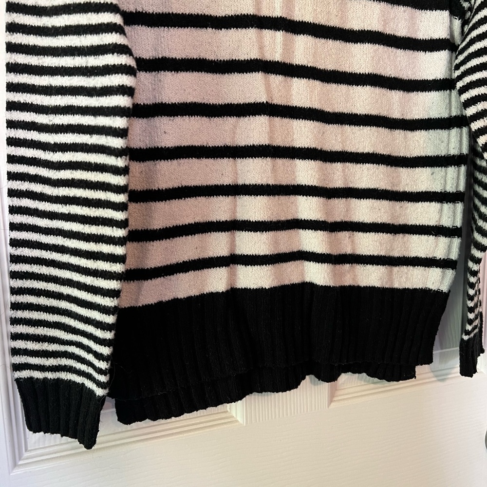 Sweater bundle - Picture 7 of 9